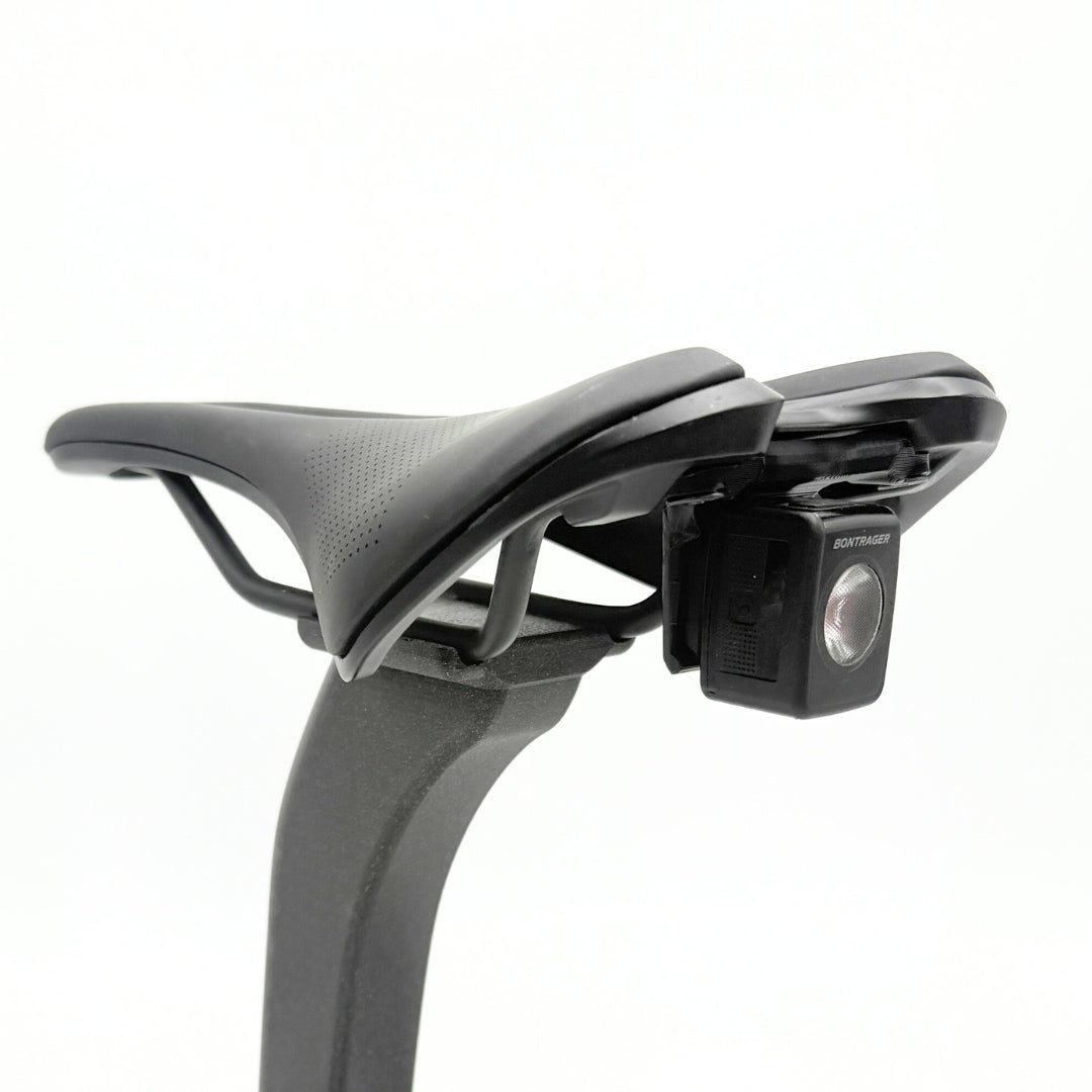 スペシャライズド ROMIN サドル専用 ボントレガー Flare RT テールライト マウント | Specialized ROMIN Saddle Mount for Bontrager Flare RT
