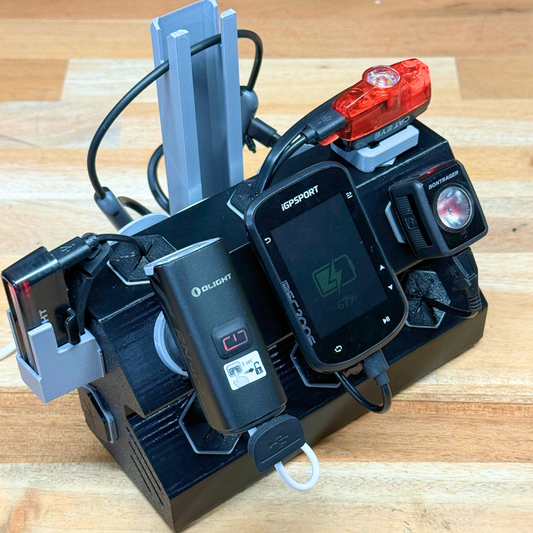 ロードバイク用多機能充電ステーション