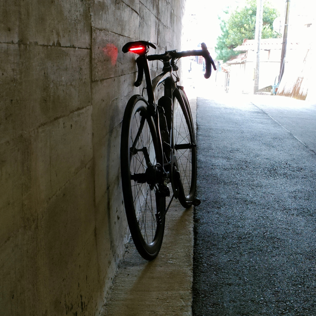 Specialized Power サドル用 SEEMEE30 テールライトマウント｜STLデータ｜3Dプリント用（横向き装着）