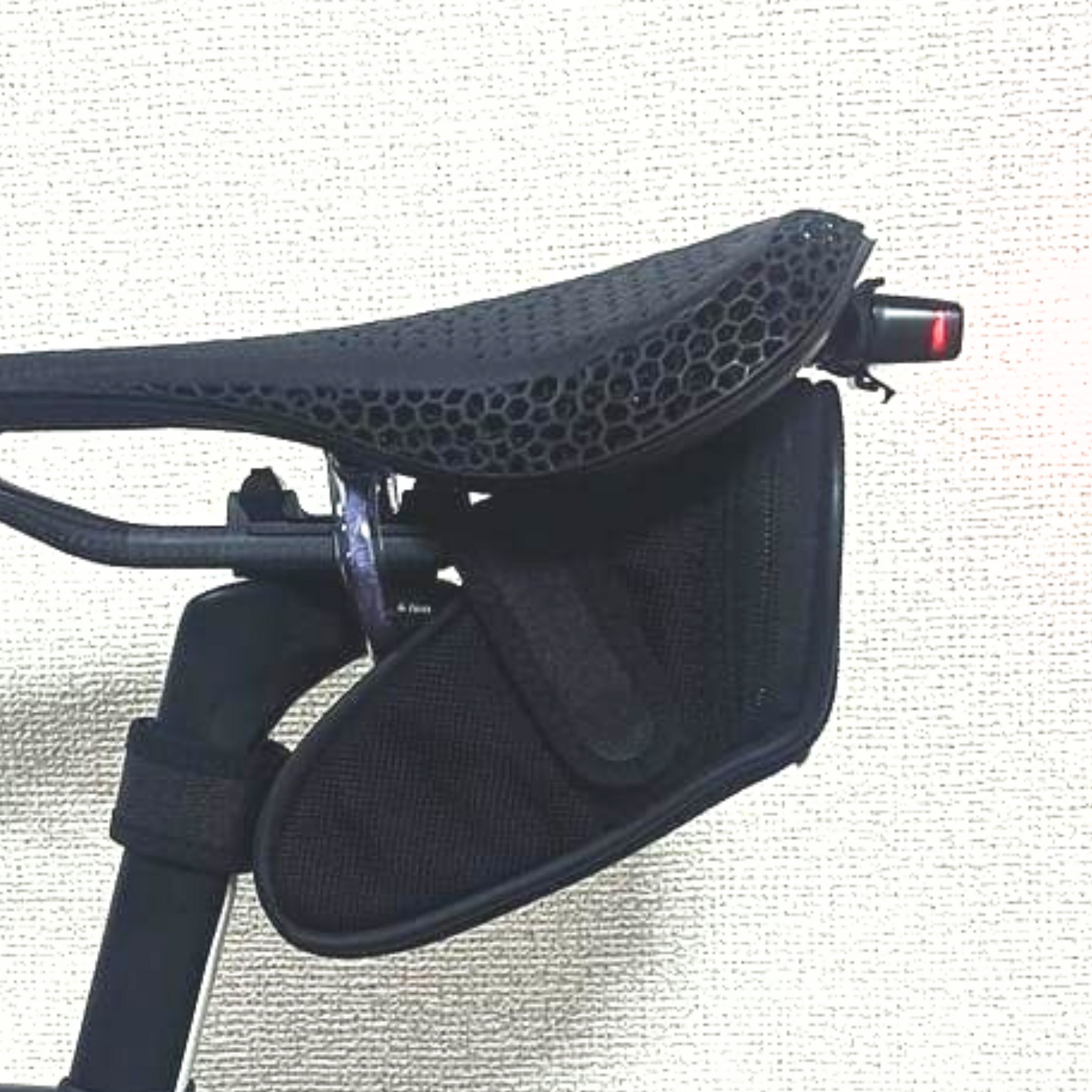 Specialized | power-saddle | Olight | SEEMEE30 | Saddlebag compatible mount